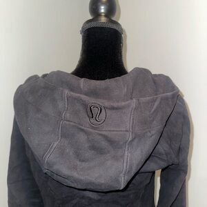 Lululemon Black Scuba Hoodie (small hole)